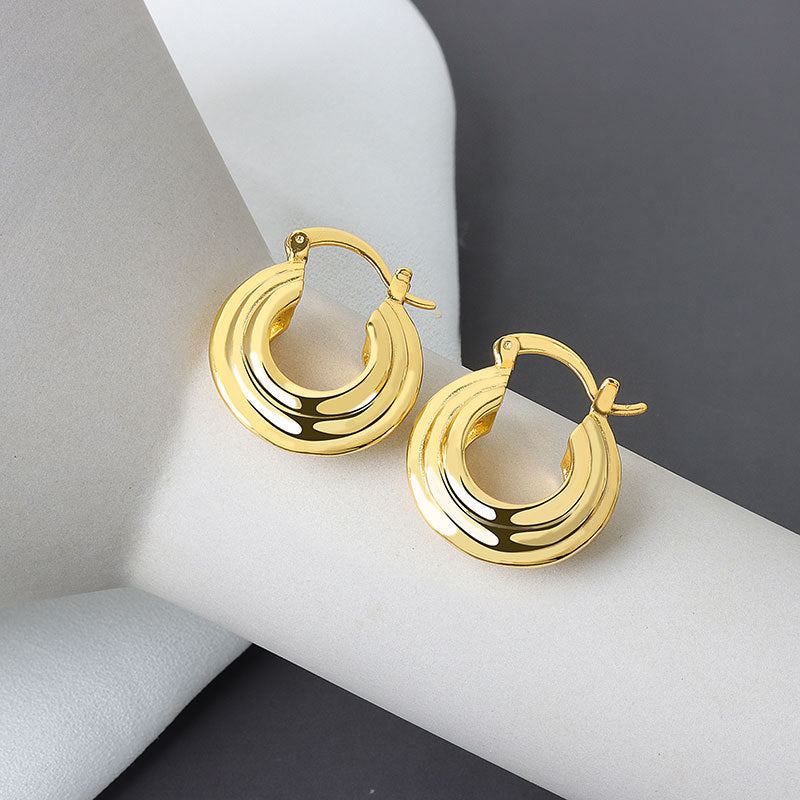 Temperament Fashion Sexy Small Fragrance Earrings