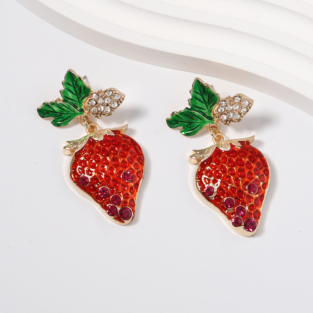 Cute Sweet Temperament Strawberry Alloy Enamel Earrings