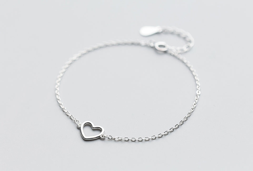 Hollow love bracelet