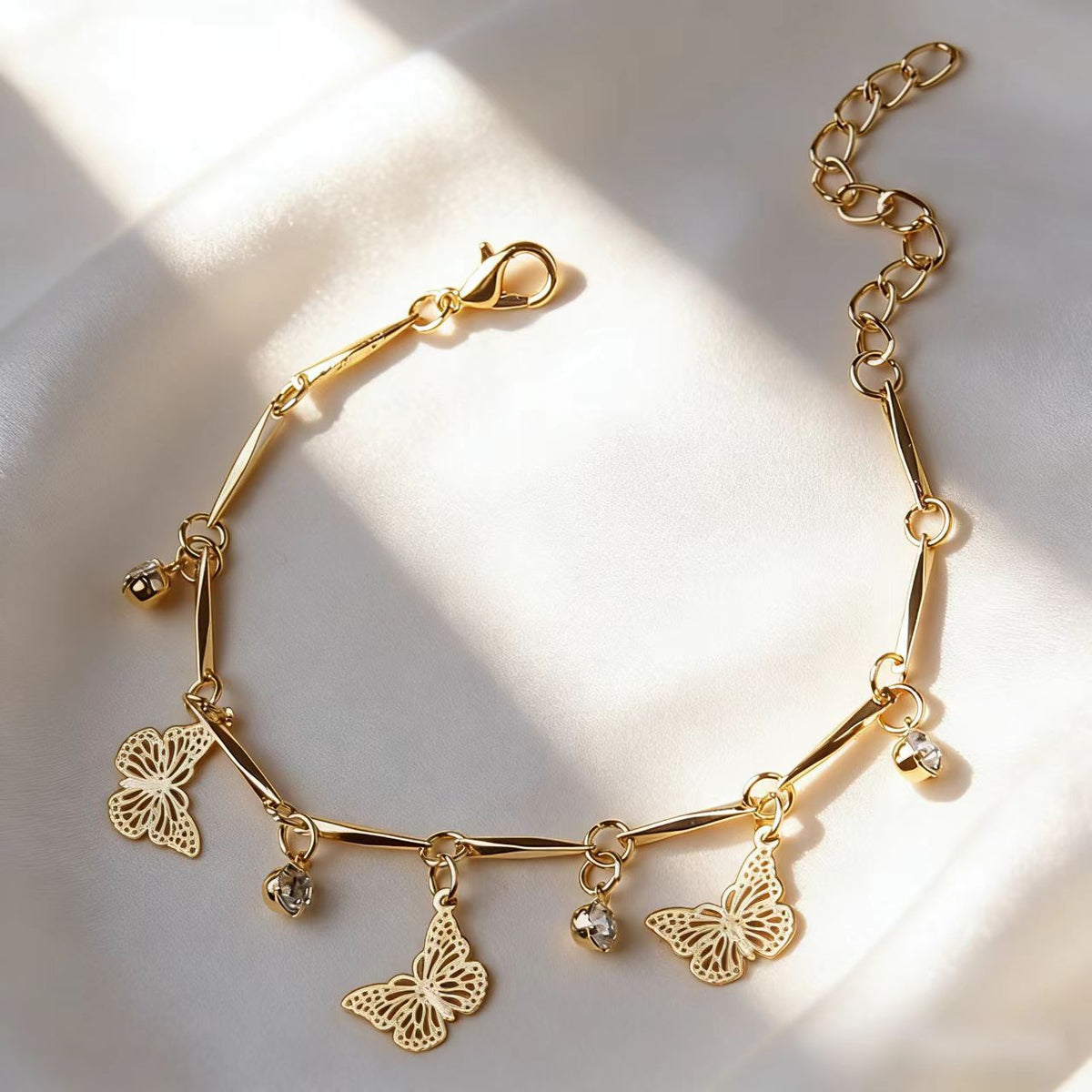 Felizia – Armband mit Schmetterling