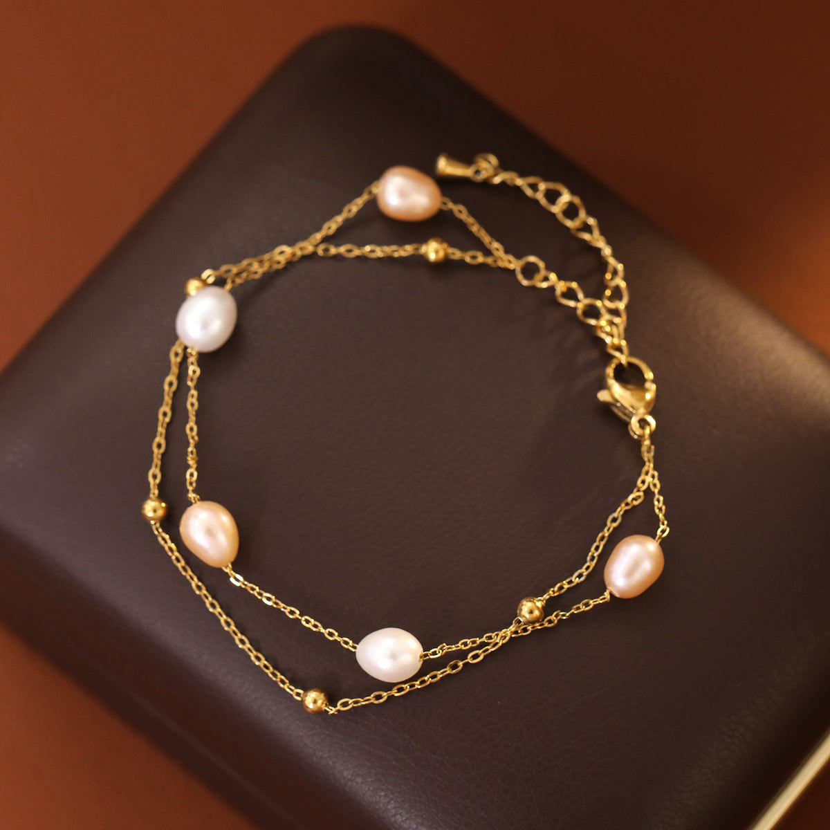 Womens Fashionable Versatile Freshwater Pearl Bracelet