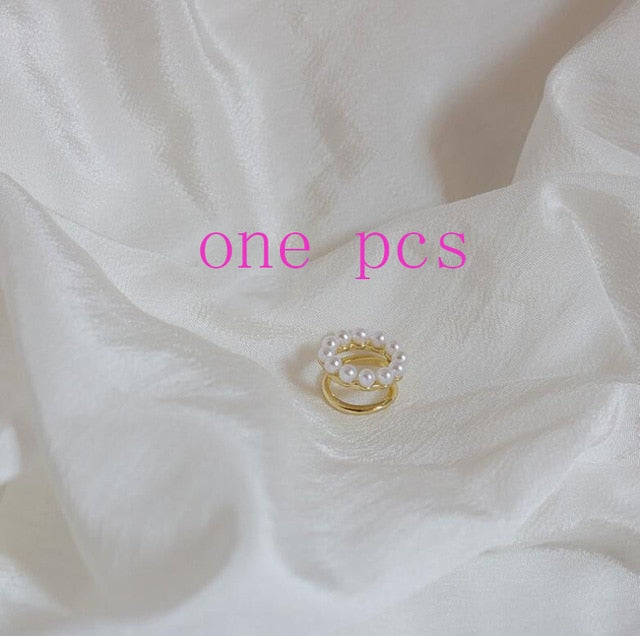 Set pearl ear bone clip