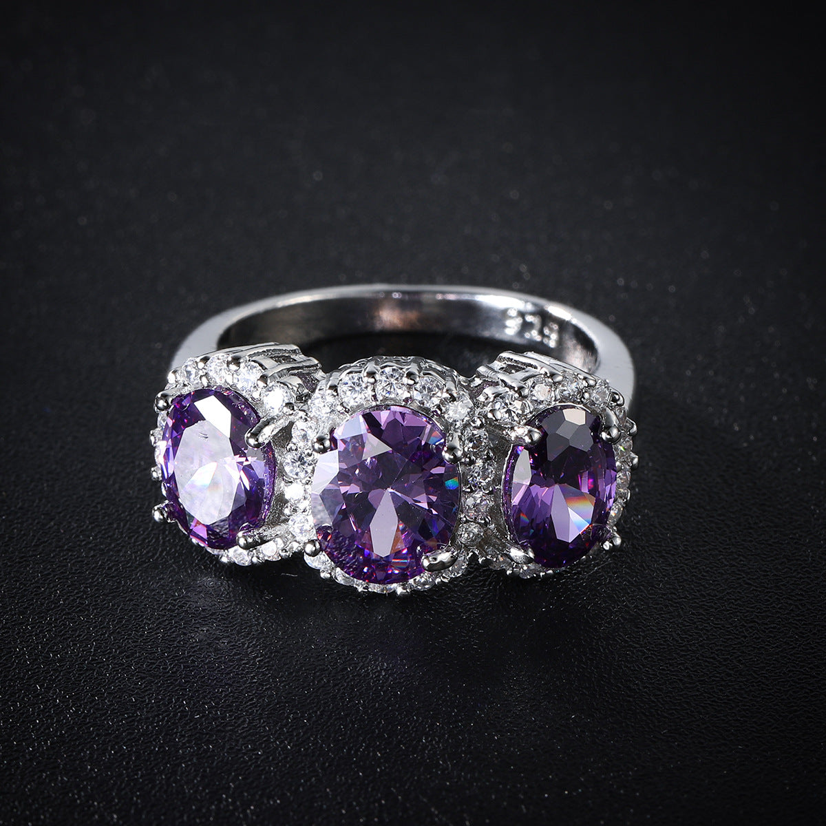 Hot-selling Ornament Light Luxury Purplish Red Zircon Ring