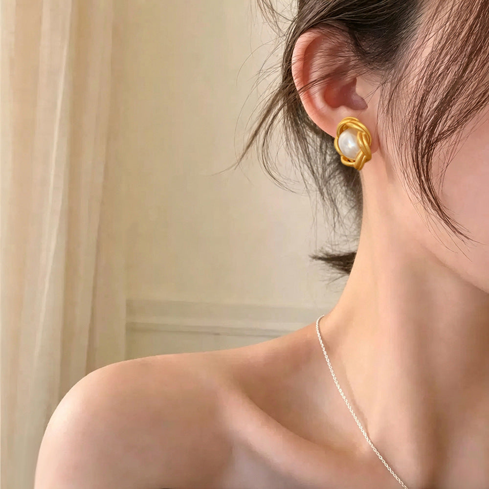 Fashionable And Versatile Copper Earrings