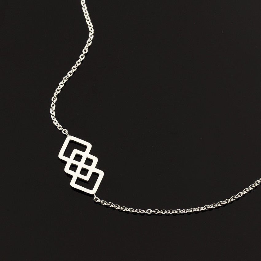 Regina – Geometrisches Netzarmband