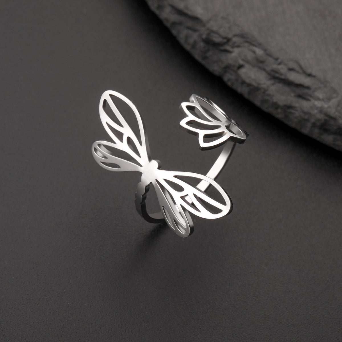 New Cut Stainless Steel Dragonfly Lotus Female Ring