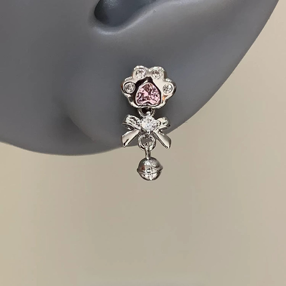 Cute Cat Paw Stud Earrings, Cartoon Sweet Cool Unique Temperament Helix Cartilage Studs For Women