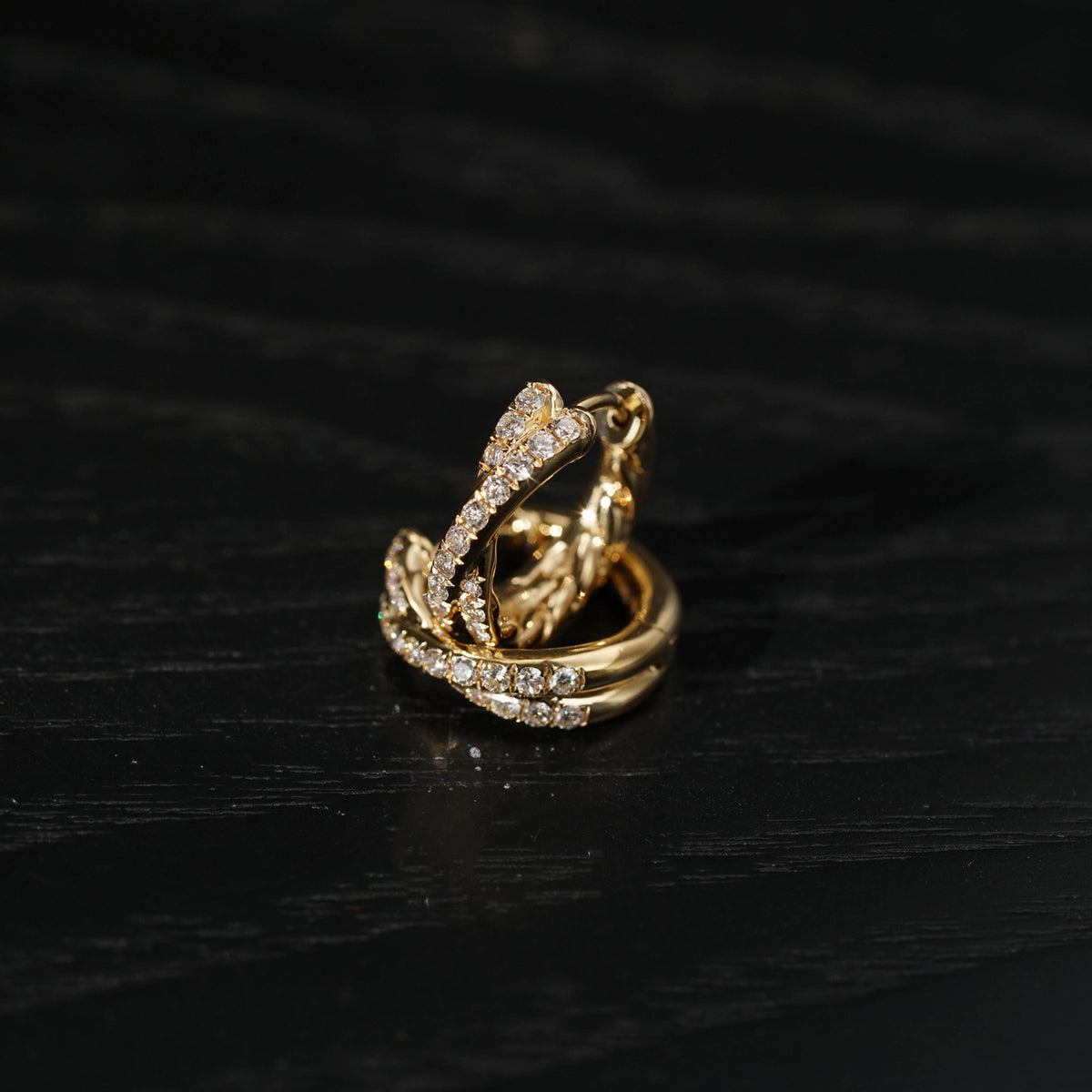 Cross Double Row Diamond Version Exquisite Commuter Style Twist Earrings