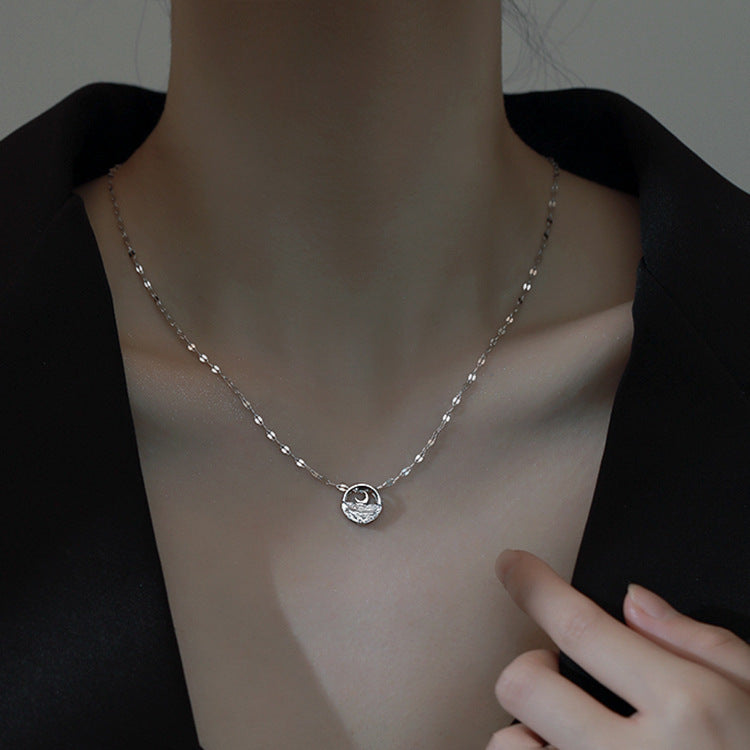 Simple Temperament Bright Moon Necklace On The Sea