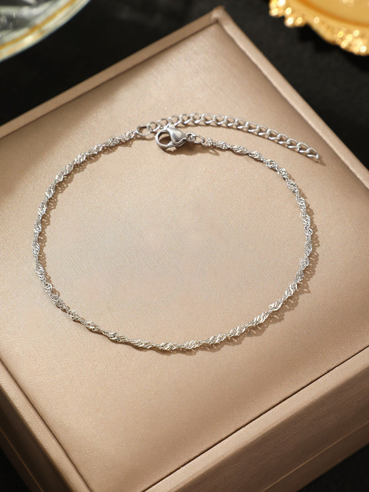 Women's Bracelet Special-interest Design Without Pendants