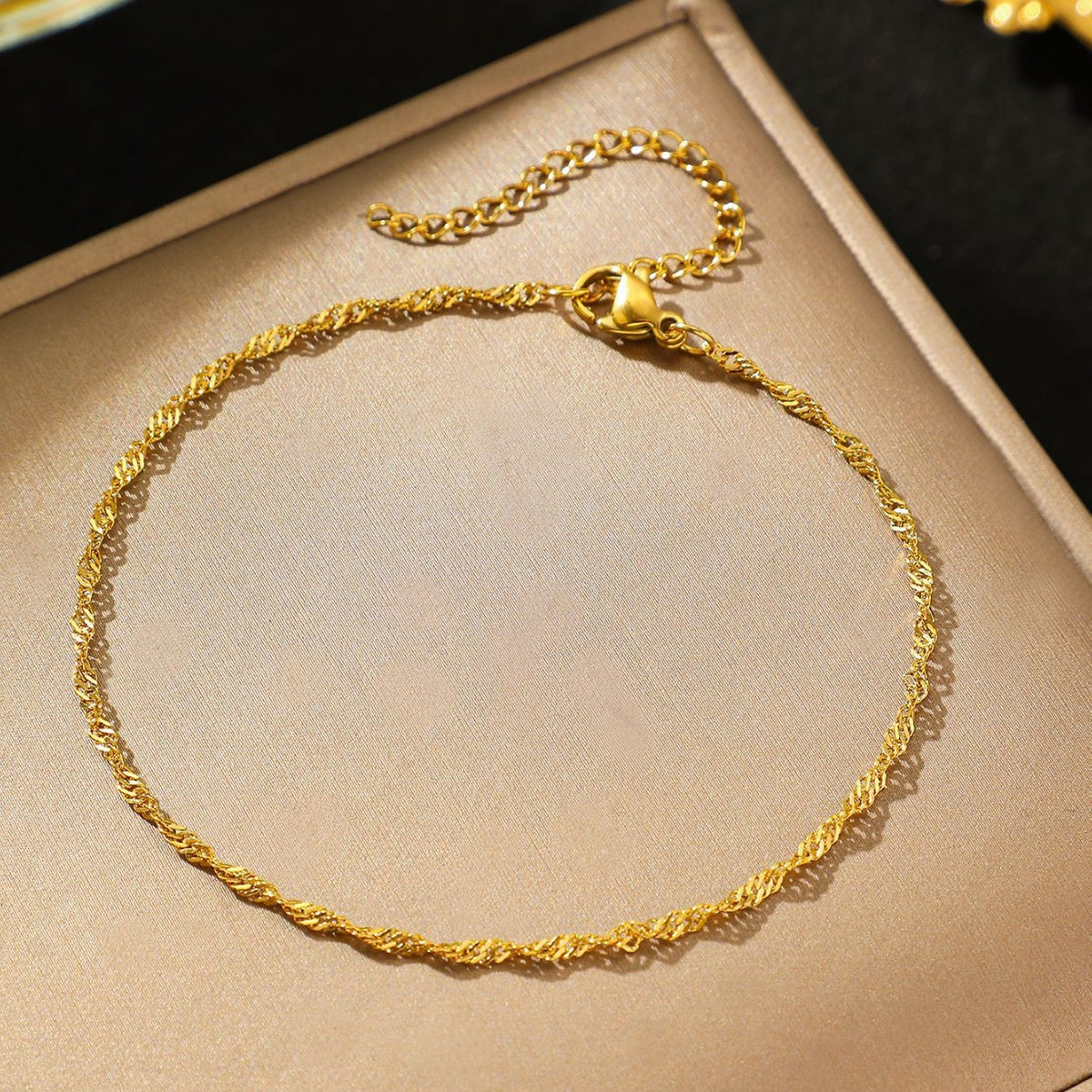 Women's Bracelet Special-interest Design Without Pendants