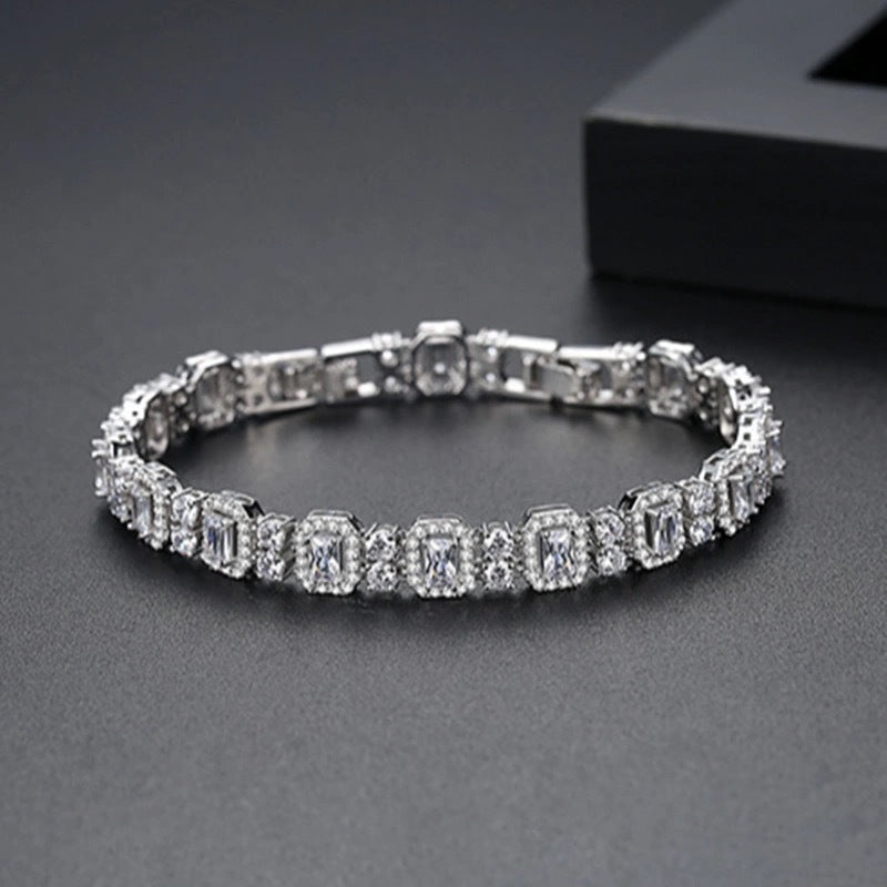 Women's Simple Fashion Classic Square Stone Bracelet