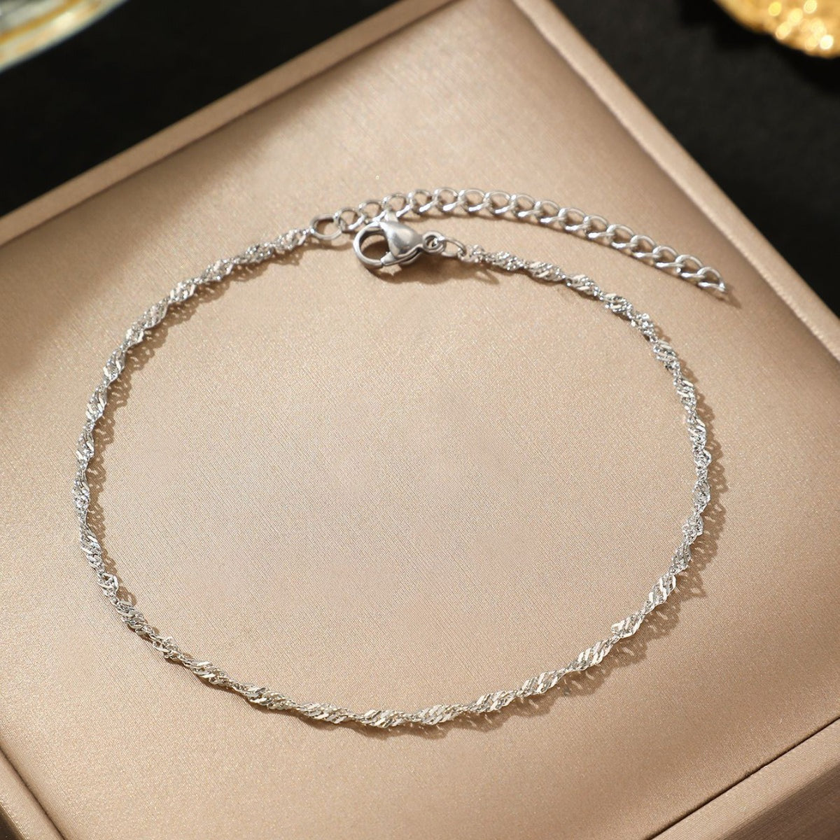 Women's Bracelet Special-interest Design Without Pendants