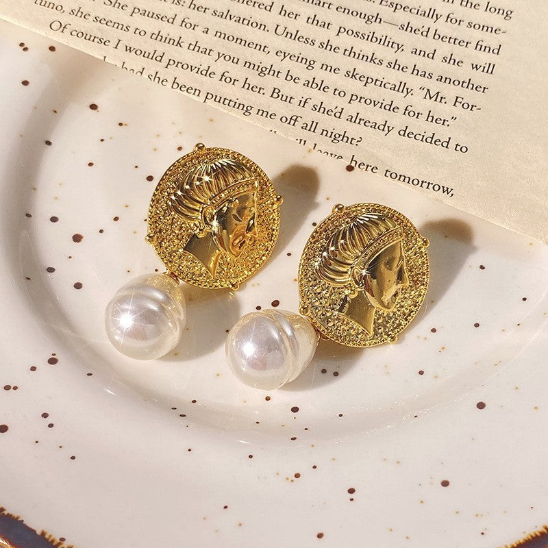 Beauty Head Carving Golden Portrait Pearl Female Retro Earrings