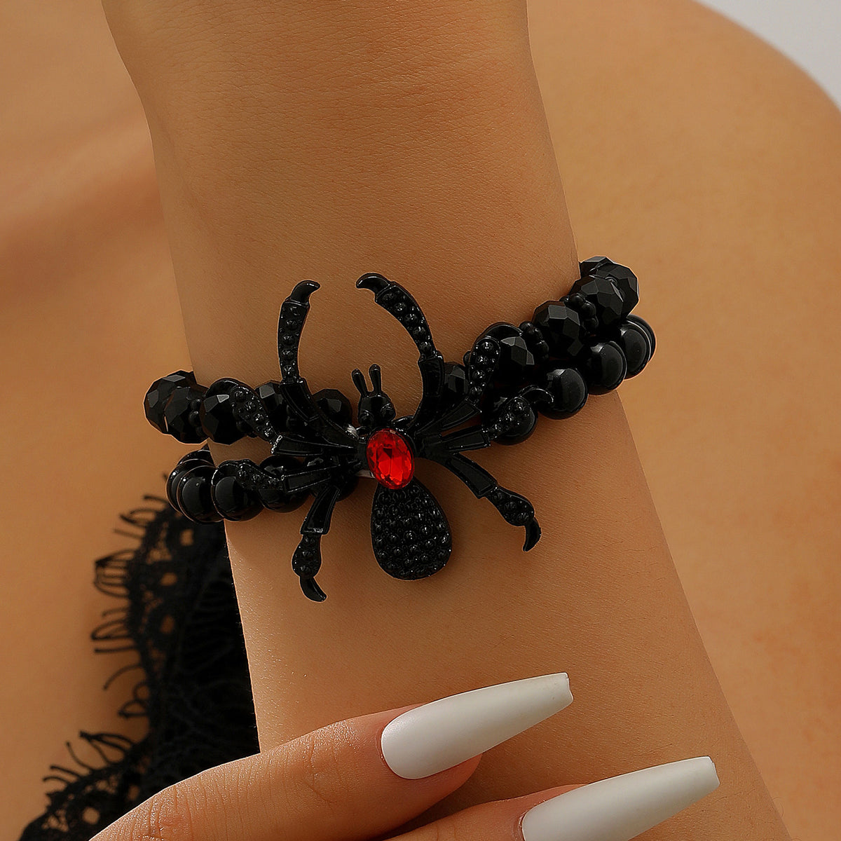 Asta – Dreiteiliges Set mit Spinnenmotiv