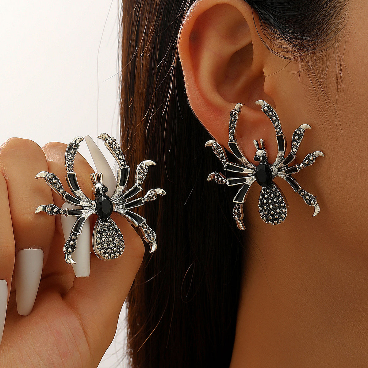 Asta – Dreiteiliges Set mit Spinnenmotiv