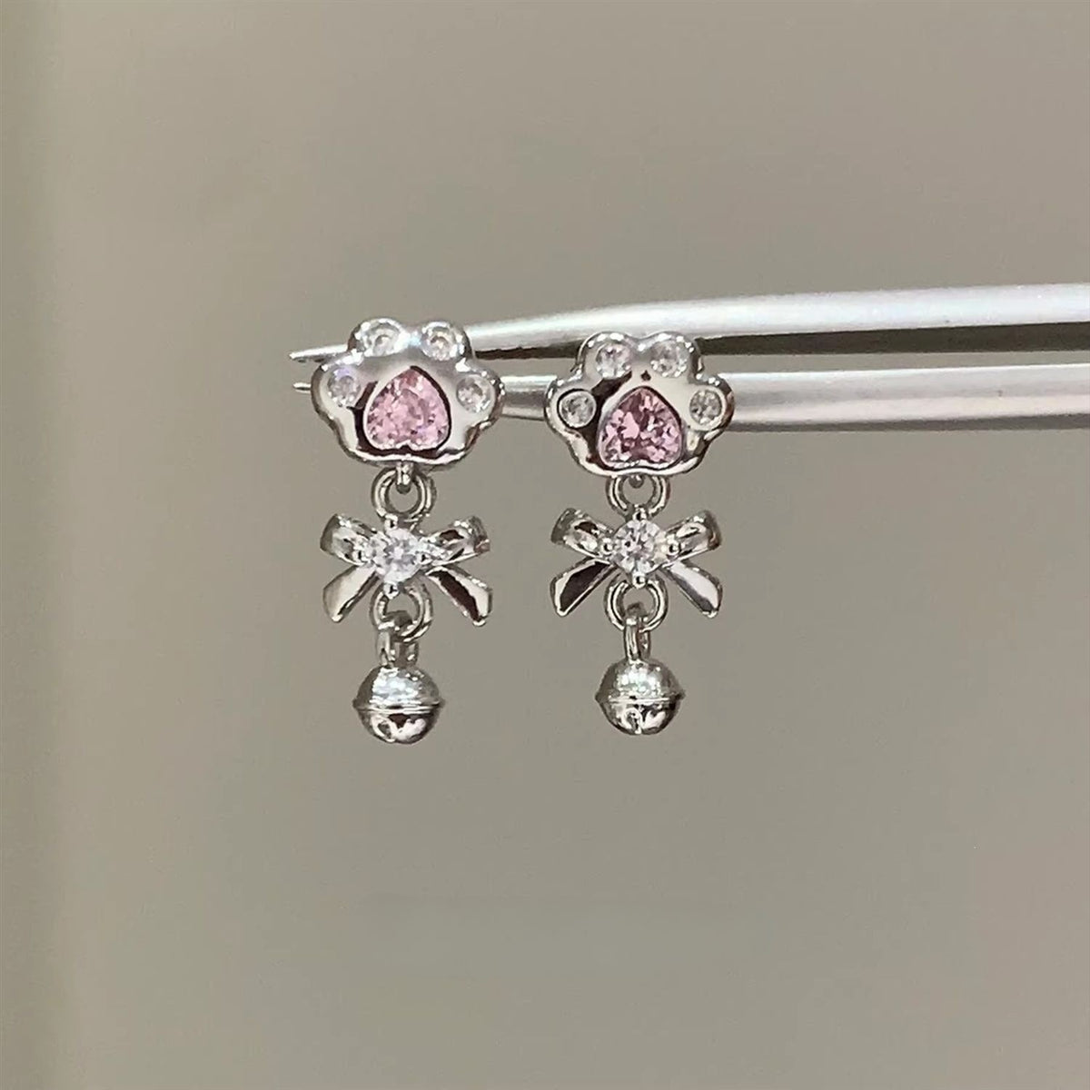 Cute Cat Paw Stud Earrings, Cartoon Sweet Cool Unique Temperament Helix Cartilage Studs For Women
