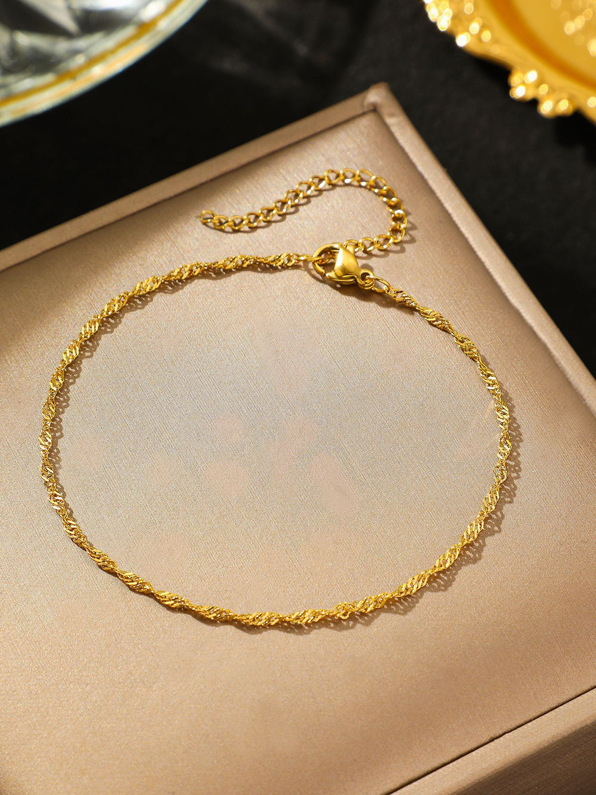 Women's Bracelet Special-interest Design Without Pendants